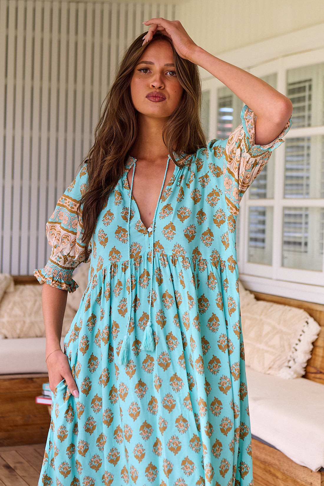 EDORA – Robe à Motif Verseau Élégant