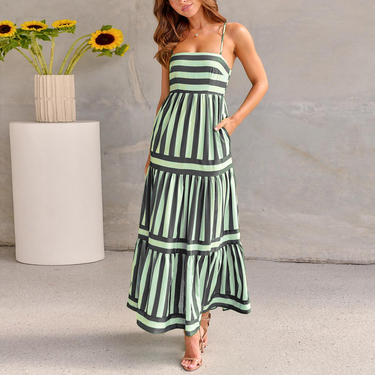 LAVEA | Robe d’Été à Rayures & Dos Dénudé – Chic Décontracté