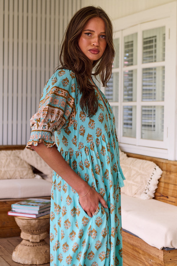 EDORA – Robe à Motif Verseau Élégant