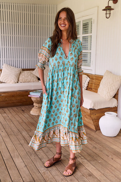 EDORA – Robe à Motif Verseau Élégant